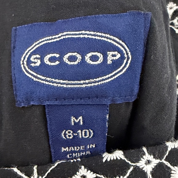 Scoop Black and White Embroidered Dress Size M (8-10) EUC - Picture 2 of 6